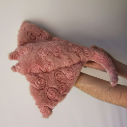 Peluche raie manta roses vieux rose