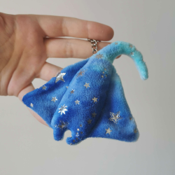 Mini Blue gradient Manta Keychain